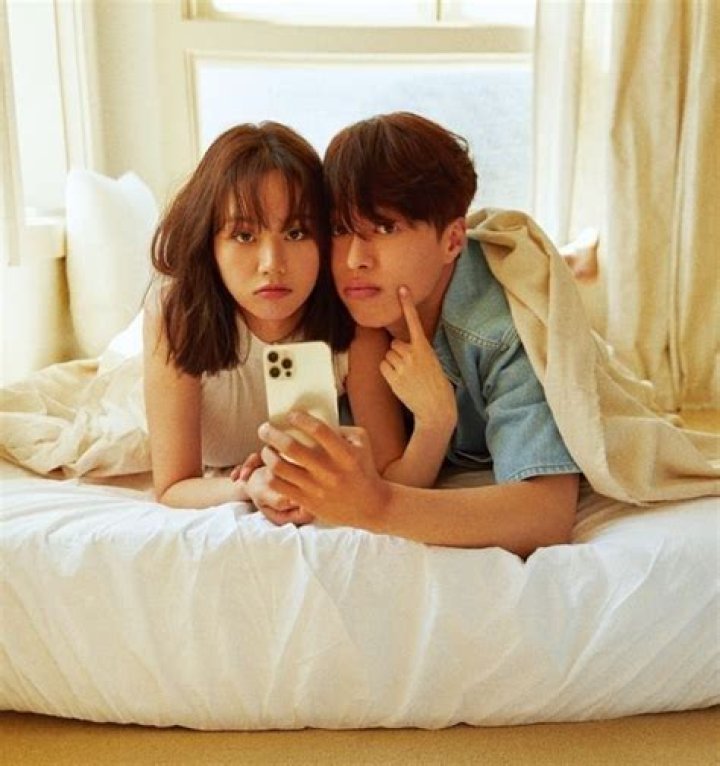 Lee Hyeri And Ryu Jun's Relationship Unveiled